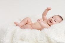 嬰幼兒白癜風發(fā)病通常跟什么因素有關?