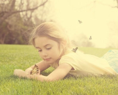 孩子身上有白斑是不是缺維生素呀