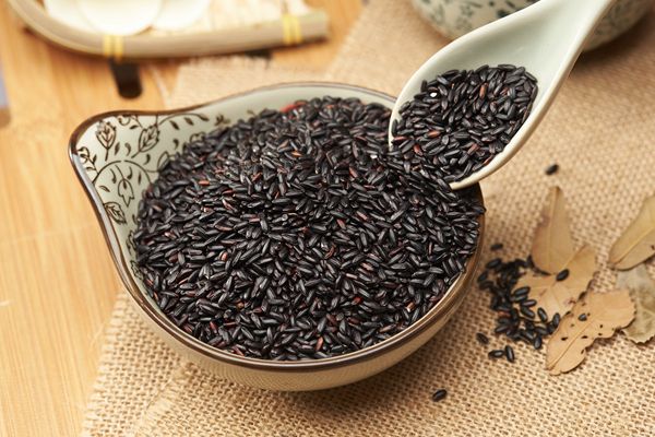 夏天多吃什么有助于白癜風長黑色素