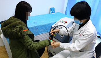 治療幫扶——美國極速308nm激光、黑色素種植幫扶