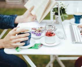 青少年白癜風(fēng)出現(xiàn)跟什么因素相關(guān)?