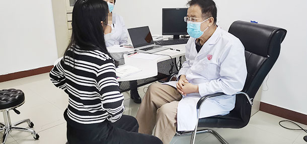 春季白斑0元普查暨北京白癜風診療醫(yī)師—祝清華教授親臨會診