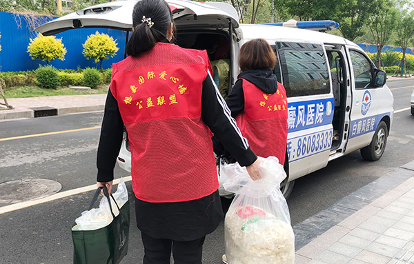 愛心公益下鄉行2021春季第二站——靈壽廟臺村公益下鄉,溫暖加倍