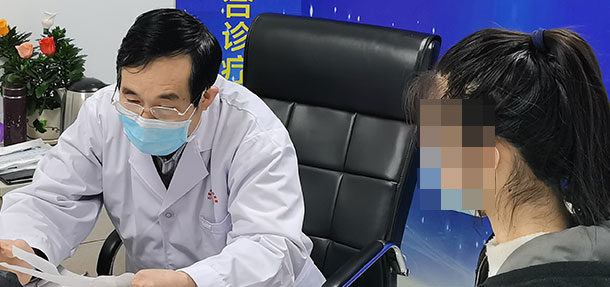 夏季紫外線強烈,白斑易擴散復發(fā),蘇有明教授表示:注意皮膚護理!