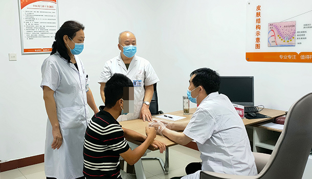 暑期白斑0元普查暨京冀專家聯合親診活動完美打響第一彈！勢如破竹再創優質診療！