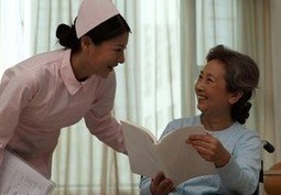 如何區(qū)分老年斑跟白癜風(fēng)?