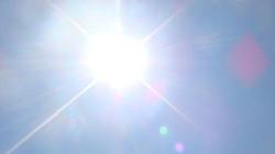 <a href=http://www.xvxgx.cn/ target=_blank class=infotextkey>石家莊白癜風醫院</a>紫外線照射為何能治療白癜風